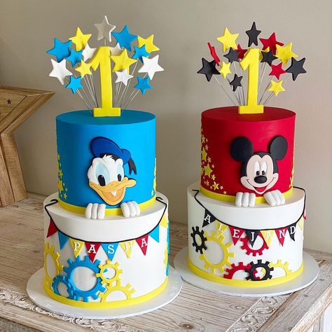 Mastello Creations on Instagram: “Matching Mickey Mouse and Donald Duck cakes and cupcakes for two little twins celebrating their first birthday. . . . . #mickeymouse…” Donald Duck First Birthday, Donald Duck Cupcakes, Mickey And Friends Cake, Donald Duck Birthday Party, Duck Cakes, Cupcakes For Two, Mickey Party Decorations, Donald Duck Birthday, Donald Duck Cake