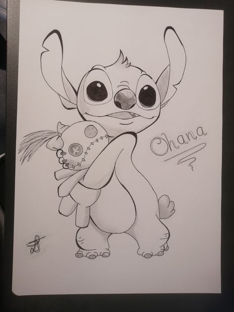 Lilo & Stitch Angel From Lilo And Stitch Tattoo, Drawings For Painting Sketch, Stitch And Scrump Drawing, Cartoon Drawings Stitch, Cool Drawing Sketches, Tangled Drawing Ideas, Stitch Angel Tattoo, Cute Stitch Drawings Easy, Stitch Drawing Easy Step By Step