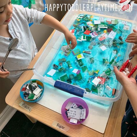 Sorting Sensory Bin, Earth Day Preschool Activities, Earth For Kids, Pollution Activities, Sensory Bin Play, Ocean Theme Preschool, Earth Week, Sensory Crafts, Ocean Pollution