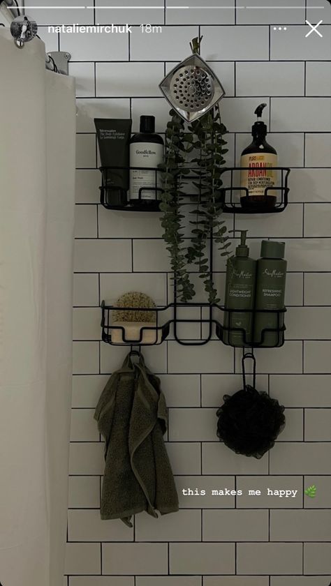 Dorm Bathroom, Casa Country, Restroom Decor, Dream Apartment Decor, Future Apartment Decor, Bathroom Decor Apartment, Apartment Aesthetic, Bathroom Inspiration Decor, Apartment Bathroom