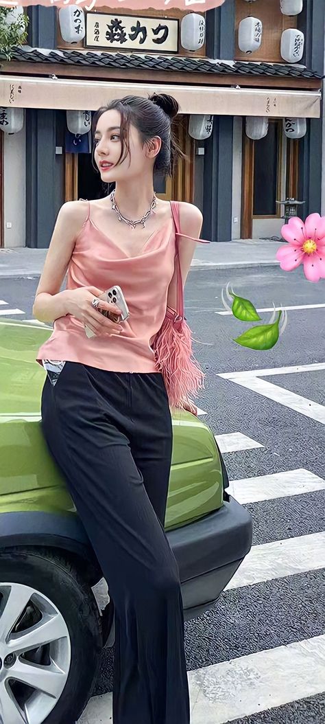 Dilraba Dilmurat Outfit, Dilraba Dilmurat Aesthetic, Dilraba Dilmurat Dress, Yg Style, Artis China, Dilireba Dilmurat, Dilreba Dilmurat, Studying Girl, Casual Oufits