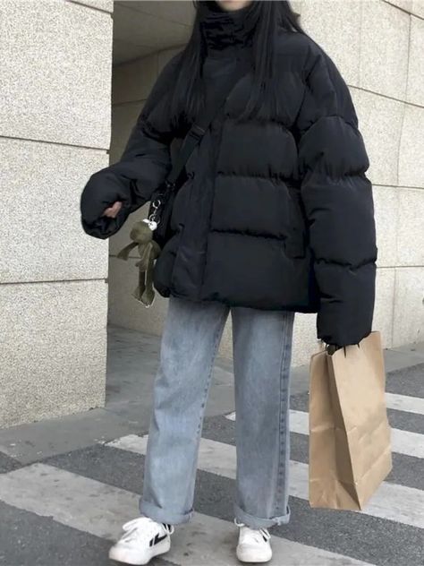 Oversized Parka, Puffer Jacket Outfit, Oversized Puffer Jacket, Jacket Korean, Bubble Coat, Oversized Puffer, Vintage Long Sleeve, Streetwear Clothing, Down Parka