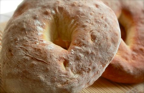 Bonding over Bread (Maltese Bread or Ftira Recipe) | Tal-Forn Maltese Recipes Malta, Mediterranean Bread, Malta Food, Maltese Recipes, Bread Alternatives, Best Bread Recipe, Our Daily Bread, Delicious Bread, Bread Cake