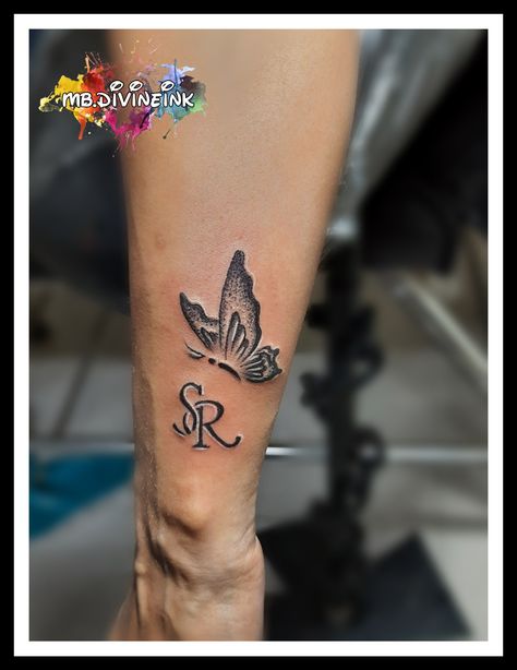 Sr Tattoo Designs, Sr Tattoo Letter Design, Sr Initials Logo, Initials Tattoo Men, Rs Tattoo Letter Design, Rs Letter Dp, Surya Tattoo, S Tattoo Letter Initial, Sr Tattoo