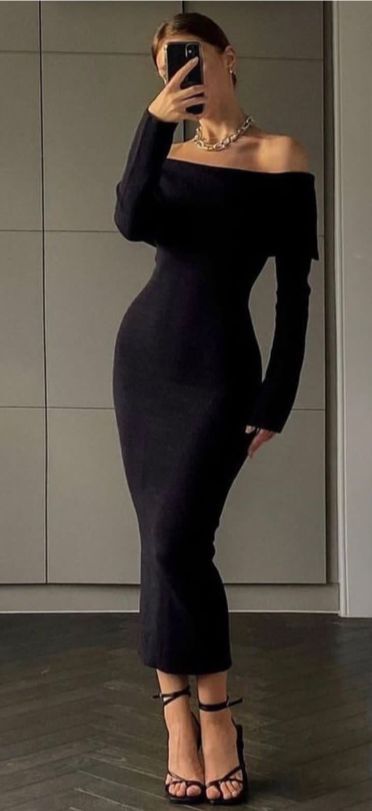 Tight Dress Outfit, Everyday Fashion Outfits, Elegante Casual, Fashion Mistakes, Looks Chic, Glam Dresses, Looks Style, Teen Fashion Outfits, Looks Vintage