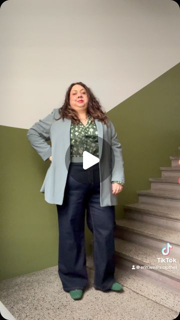 Erin wears clothes on Instagram: "Plus-size workwear, sneezing nonstop edition

Oh god my allergies are off the charts. 

Blazer: Next
Top: Koï
Jeans: Ulla Popken
Belt: Almé Paris
Shoes: Vivaia 
Bag: Kate Spade via Sellpy
Earrings and necklace: me made

#plussizegermany #plussizeworkwear #curvyworkwearinspo #plussizestyleinspo #curvytiktok" Shoes Vivaia, Blazer Plus Size, Paris Shoes, Plus Size Workwear, Plus Size Work, Oh God, Earrings And Necklace, Office Outfits, Office Wear