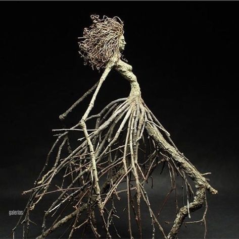 Nature Art Sculpture, Nature Sculpture Art, Whimsical Sculpture, Woman Sculpture, Ephemeral Art, Twig Art, Wire Art Sculpture, Spirited Art, Sculpture Metal