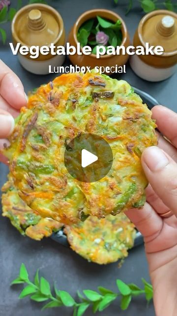 Foodie Gujarati 🌱 on Instagram: "Vegetable pancake | kid’s tiffin box ideas . . Ingredients Chopped cabbage-1/2 cup Chopped capsicum-2 tbsp Chopped carrot-1/2 cup Chopped potato -1/2 cup Green chillies-1 tsp Ginger paste-1 tsp Green chilli paste-1tsp Salt Cumin seeds-1 tsp Rice flour-4 tbsp Besan-2 tbsp #chilla #pudla #foodies #yumm #yummyfood #pancake #trending #viral #cooking #foodie #foodblogger #foodphotography #foodlover #foodies #lunchbox #lunchtime #lunchideas #lunch #breakfast #recip Recipe For Tiffin, Breakfast Tiffin Ideas, Tiffin Ideas For Kids Lunch Boxes, Tiffin Recipe Indian Veg, Indian Kids Lunch Box Ideas, Rice Flour Breakfast Recipes, Veg Tiffin Recipes Lunch Boxes, Easy Tiffin Recipes For Kids, School Lunch Box Recipes