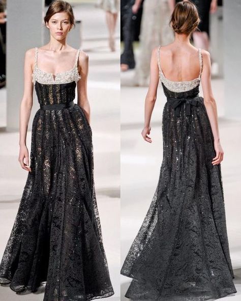 F F V on Instagram: "I’m in love ❤️ Elie Saab 2011 . . #eliesaab#eliesaabcouture#eliesaabdress#hautecouture" Mideval Dress, Debutante Dresses, Black Dress Style, Womens Trendy Dresses, Pretty Prom Dresses, Gala Dresses, Evening Dresses Elegant, Couture Gowns, Glam Dresses