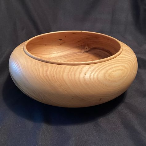 12 1/2” ash bowl with beaded rim. | American Association of Woodturners Wood Turning Bowls Ideas, Bowl Shapes, Wooden Plates And Bowls, Bowls Ideas, Turned Bowls, Wood Turned Bowls, Bowl Turning, Turning Projects, Wood Turning Projects