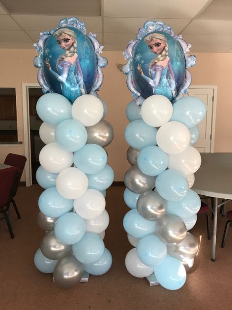 Frozen Balloon Columns, Frozen Balloons, Elsa Birthday Party, Ideas Cumpleaños, Elsa Birthday, Frozen Theme Party, Frozen Theme, Princess Elsa, Balloon Columns