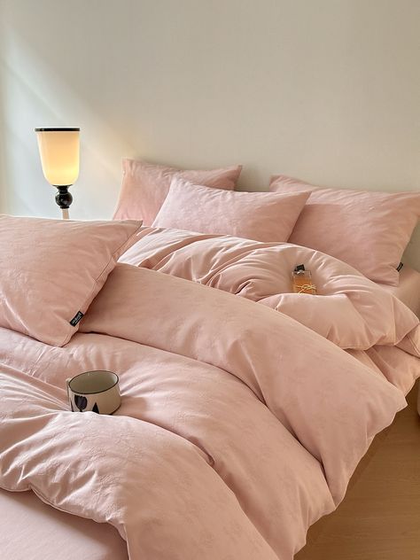 Pink Velvet Bedding, Light Pink Comforter, Pink Floral Bedding, Pink Comforter Sets, Pink Bed Sheets, Bedding Pink, Pink Bed, Pink Comforter, College House