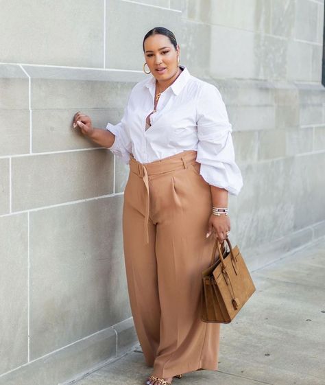 @iambeauticurve #fff Plus Size Linen Pants Outfit, Wide Leg Pants Outfit Plus Size, Plus Size Wide Leg Pants Outfit, Wide Leg Pant Outfit, Flattering Plus Size Dresses, Wide Leg Trousers Outfit, Styling Wide Leg Pants, Plus Size Wide Leg Pants, Style Wide Leg Jeans