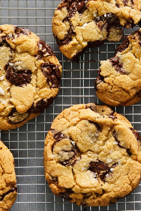 NYT Cooking: You may have memorized the foolproof gem on the back of the Toll House bag, given to the world by Ruth Graves Wakefield in the 1930s. But this may become your new favorite chocolate chip cookie recipe. It’s a little more complicated, and you’ll have to plan ahead: After assembling the dough, you must chill it for at least 24 hours before baking it, and preferably up to 36. This allows the dry i... Best Chocolate Chip Cookies Recipe, Chocolate Chip Cookie Bars, Chip Cookie Recipe, Thanksgiving Food Desserts, Nyt Cooking, Best Chocolate Chip Cookie, Best Chocolate, Cookies Recipes Chocolate Chip, Cookie Bars