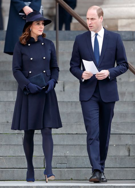 Dresses With Black Tights, Kate Middleton Hats, Neon Yellow Shorts, Navy Tights, Brown Tights, Nude Tights, Duchesse Catherine, Kate And Meghan, St Paul's Cathedral