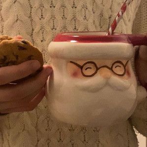 Shortcake Aesthetic, Christmas Dreaming, Christmas Coffee Mug, Cosy Christmas, I Love Winter, Christmas Time Is Here, Christmas Feeling, Winter Vibes, Warm Christmas