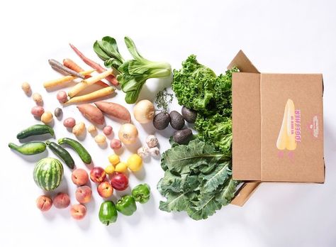 Vegetable Delivery, Vegetable Packaging, Vegetable Boxes, Fruit And Vegetable Storage, Fruit Box, Meal Delivery Service, Reduce Food Waste, Food Market, Delivery Groceries