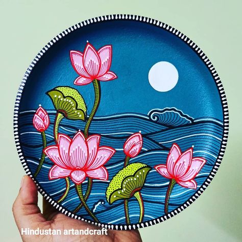 • @hindustan_art_and_craft Hello insta friends ♥️ Wooden decor plate 9inch size Night themed pattachitra motifs Hope you like this… | Instagram Pichwai Art Paintings, Lotus Painting, Pichwai Paintings, Indian Painting, Madhubani Art, Art Decor Diy, Indian Folk Art, Madhubani Painting, Handmade Wall Art