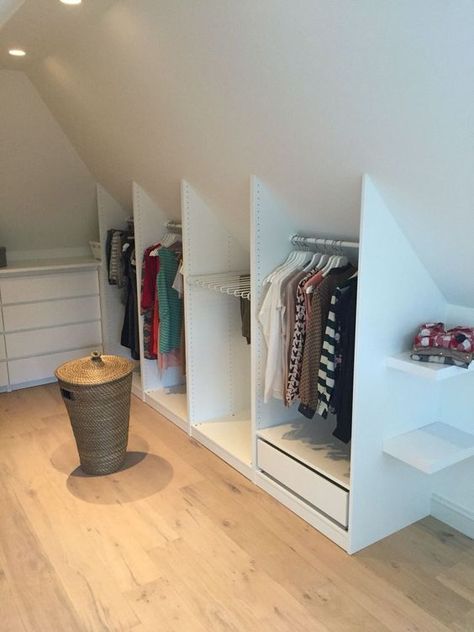 Scandinavian Attic, Attic Storage Ideas, Small Attic Spaces, Attic Nook, Attic Bedroom Storage, Attic Wardrobe, Bedroom Built In Wardrobe, Attic Bedroom Designs, Attic Closet