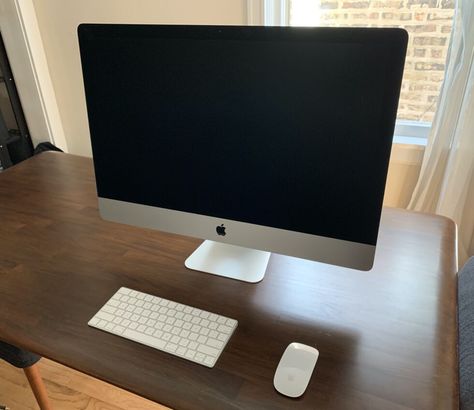 I Mac Apple, Mac Book Desktop, Apple Mac Desktop, Imac Office, Mac Desk, Electronics Gadgets Technology, Imac Desktop, Pod House, Apple Ipad Case