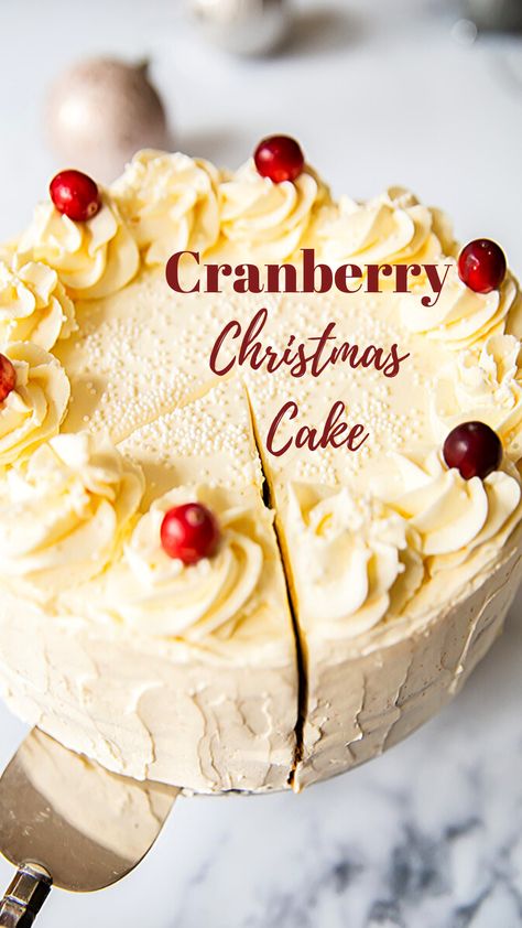 Cranberry Christmas Cake, Fluffy Cream Cheese Frosting, Cranberry Christmas, Orange Cream Cheese, New Year's Desserts, Cranberry Cake, Christmas Cake Recipes, Gateaux Cake, Cranberry Recipes