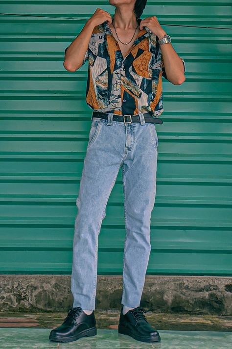 Retro Outfits 90s Male, Casual 90s Outfits Men, Retro Summer Outfits Men, Men’s 80’s Fashion, Male 80s Fashion, Mens 80s Outfits, 80s Men Style, 90s Outfits Men, 80s Outfits Men