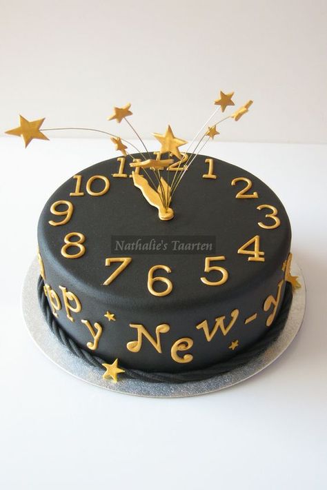 New Year countdown Cake images Supernatural Cake, Jul Kaka, Orange Tart, Torte Creative, Black Cake, New Year's Cake, Torte Cupcake, Cake Central, Cupcake Cake