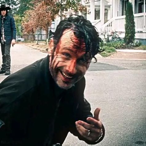 Rick Grimes Hot, Glenn Y Maggie, Ricky Dicky Doo Dah Grimes, The Walkind Dead, Negan Twd, Twd Funny, Twd Memes, Flipagram Instagram, Twd Cast