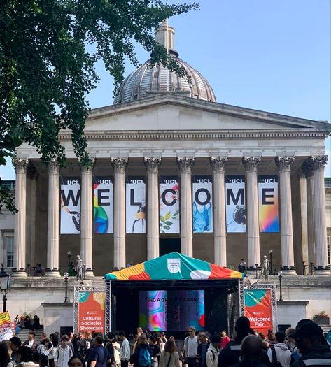 Welcome week 2023 at UCL UCL Main Quad during freshers’ week Ucl University, Welcome Week, University In England, Freshers Week, Vision Board Themes, Good Night Story, Study In London, England Aesthetic, London University