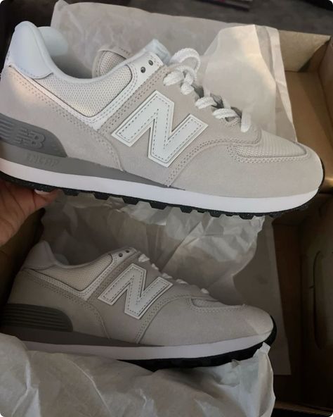 New Balance 574 Core, Fall Shoe, Pretty Sneakers, Cloud Shoes, Back To School Shoes, Pretty Shoes Sneakers, Shoe Wishlist, New Balance 574, Hype Shoes