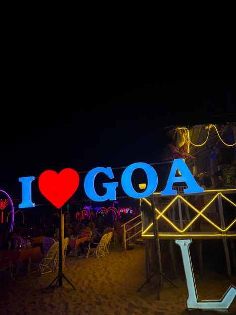 Goa Food, Party Night Club Aesthetic, Goa Travel, Diwali Photos, Good Night Love Messages, Boy Blurred Pic, Appreciate Life Quotes, Alcohol Party, Happy Birthday Template