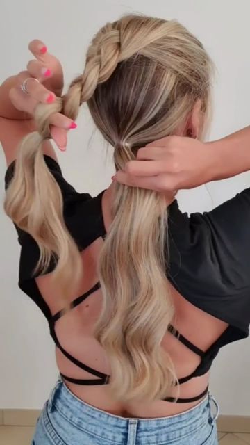 Horrible Hair, Girl Hair Dos, Easy Hair Updos, Hair Braid Videos, Hairstyle Tutorial, Peinados Fáciles Para Cabello Corto, Hair Tutorials For Medium Hair, Work Hairstyles, Hair Up Styles