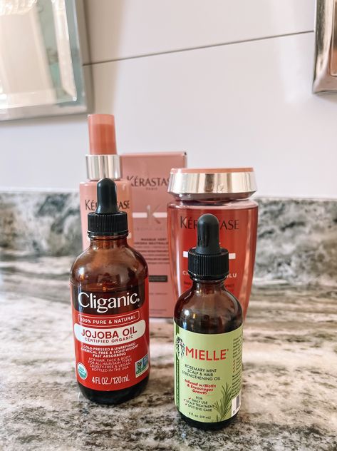 What I Use To Keep My Hair Healthy - Blushing Rose Style Blog Nail Oil, Rose Merry For Hair Growth, Mint Oil, Rosemary Mint, Fast Hairstyles, Hair Healthy, Rose Hair, Rose Style, Face Light