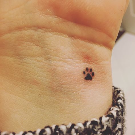 Small Paw Print Tattoo Finger, Small Dog Silhouette Tattoo, Mini Dog Paw Tattoo, Small Tattoos Pets, Simple Pawprint Tattoo, Tattoo Dog Print, Tiny Dog Paw Print Tattoo, Tiny Dog Print Tattoo, Small Cat Print Tattoo