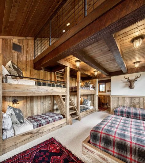 Cabin Bunks, Rustic Bunk Beds, Mountainside Retreat, Retreat Space, Bunk Room Ideas, Cabin Bunk Beds, 2022 Bedroom, Bunk Bed Rooms, Montana Ranch