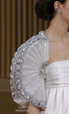 Chanel Spring 2016 Haute Couture (Details) | Purely Inspiration Chanel Spring 2016, 2016 Couture, Haute Couture Details, Moda Chanel, Collection Couture, Mode Chanel, Chanel Couture, Chanel Haute Couture, Couture Mode