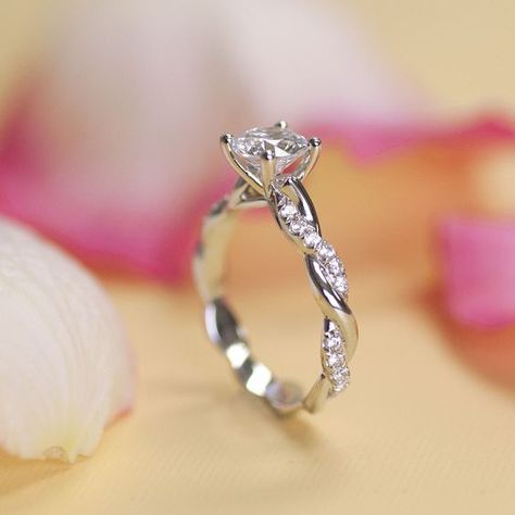 Wedding Rings Infinity Band, Woven Band Engagement Ring, Infinity Ring Engagement, Infinity Band Engagement Ring, Infinity Wedding Ring Set, Princess Wedding Rings, Infinity Engagement Ring, Pretty Engagement Rings, Infinity Ring Wedding