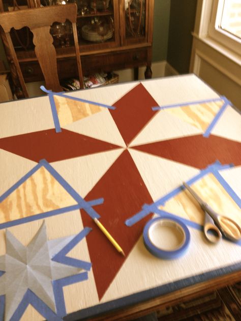 How to paint a barn quilt Shape Turkey, Berry Wreaths, Christmas Wreaths For Windows, Craft Thanksgiving, Thanksgiving Decorations Outdoor, Colchas Quilting, Thanksgiving Crafts Diy, Halloween Decor Diy, Decorations Bedroom