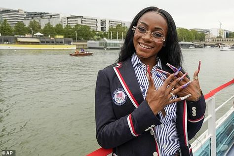 Flag bearers LeBron James and Coco Gauff get suited and booted in Ralph Lauren as they prepare to lead Team USA along the Seine at Olympic opening ceremony in rainy Paris | Daily Mail Online Olympic Nails, Sha Carri Richardson, Flo Jo, Jordan Chiles, Field Athletes, Olympics Opening Ceremony, Artistic Gymnastics, Olympic Athletes, Simone Biles