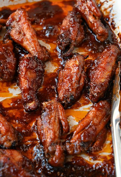 Honey Barbecue Wings, Honey Glaze Chicken Wings, Sweet And Spicy Wing Sauce, Honey Barbeque Wings, Honey Barbecue Chicken Wings, Garlic Chicken Skillet, Honey Bbq Wings Recipe, Firecracker Meatballs, Easy Garlic Chicken