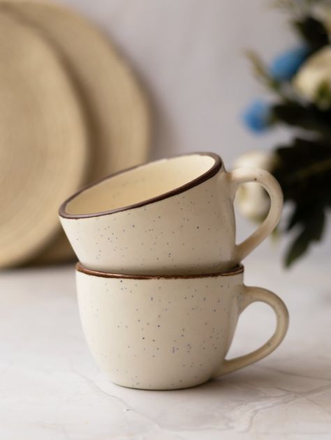 Ceramic Mug Photography, Tea Brand Photography, Mug Photography Ideas, Pottery Photography Ideas, Cup Photography Photo Ideas, Pottery Product Photography, Mugs Photoshoot, Mug Photography Photo Ideas, Tea Cup Photography