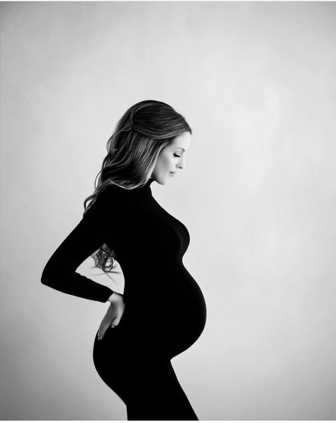 Chic Maternity Photoshoot, Sleek Maternity Shoot, Monochrome Maternity Shoot, Maternity Photos Black Bodysuit, Black Dress Studio Maternity Pictures, Maternity Black Dress Photography, Maternity Photo Shoot Ideas Studio Family, Tasteful Maternity Photos, Timeless Maternity Shoot