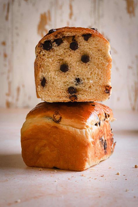 tender, buttery and brioche bread dotted with chocolate chips. |#baking #brioche #briochebread #briocherecipe #chocolatechips #chocolatebread #bread #breadrecipe #frenchbreadrecipe| Chocolate Chip Brioche Bread, Chocolate Chip Brioche, Brioche Bread Recipe, Brioche Recipe, French Bread Recipe, Chocolate Chip Bread, Brioche Bread, Chocolate Bread, Bread Loaf