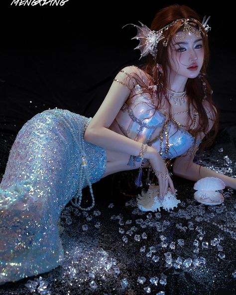 🌌 When night falls, the LINGUAQING corset series sparkles brilliantly. ✨🌙 #kayasuba #mermaidtop #musicfestivaltop #butterflytop #mermaidcorset #corset #fashionstyle Ulzzang Dress, Irl References, Mermaid Pose, Ariel Costumes, Little Mermaid Dresses, Dark Mermaid, Mermaid Photography, Mermaid Top, Mermaid Aesthetic