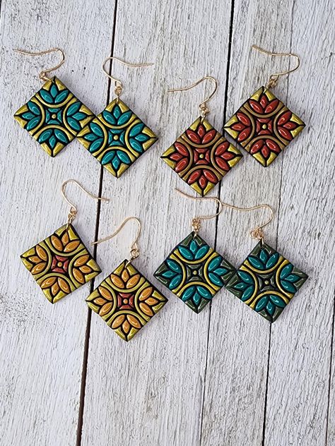 Mdf Jewelry, Cute Clay Earrings, Hand Painted Jewellery, Clay Gifts, Mini Mandala, Mandala Jewelry, Polymer Clay Gifts, Bridal Braids, Colored Earrings