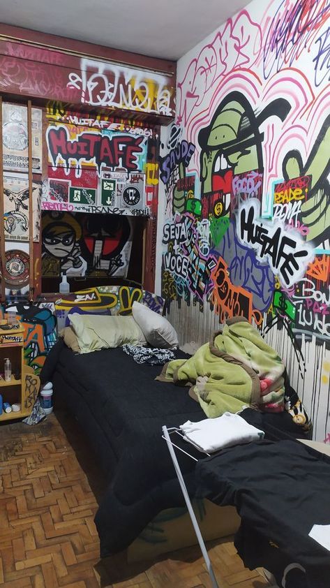 Room Graffiti, Skater Room, Graffiti Bedroom, Punk Room, Graffiti Room, Bedroom Retro, Chill Room, Retro Room, Narita