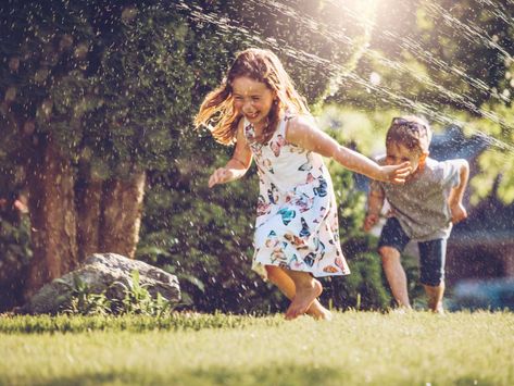 From crafty ways to spruce up bicycles to creating makeshift water parks at home, this summer is all about what you make it. Family Conversation Starters, Garden Sprinklers, Best Riddle, Capture The Flag, Summer Scrapbook, Sprinklers, Summer Bucket, Kids Entertainment, Happy Kids