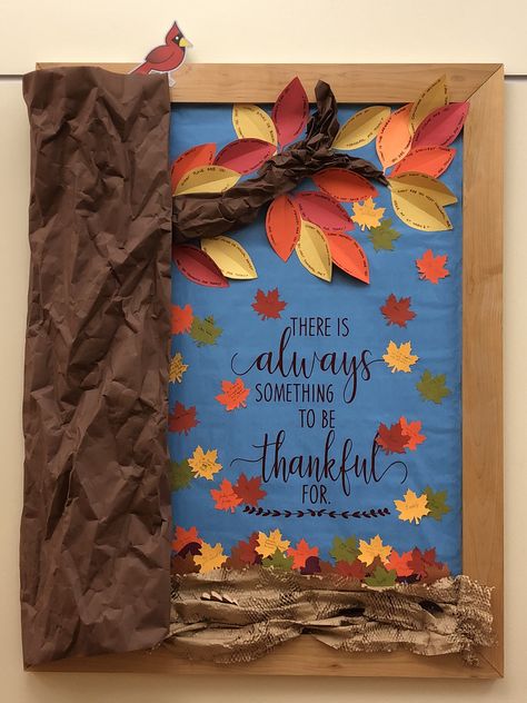 November Thankful Bulletin Boards, Thanksgiving Bulletin Board Ideas Middle School, Thanksgiving Tree Bulletin Board, Thankful Board For Classroom, Autumn Bulletin Board Ideas For School, Bulletin Boards For November, Thanksgiving Bulletin Board Ideas For Work, Bulletin Board For November, Gratitude Board Classroom