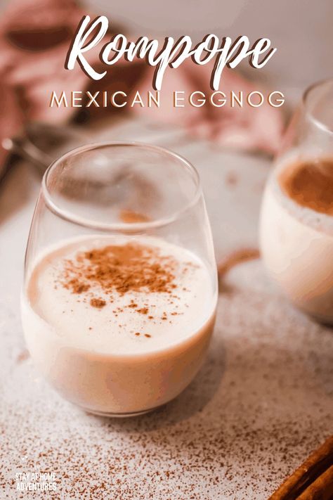 Rompope Recipe, Limber Recipe, Salvadoran Food, Mexican Sweets, Recipe Mexican, Holiday Appetizers Easy, Mexican Drinks, Holiday Drink, Mexican Holiday