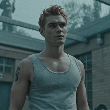 Archie Riverdale, K J Apa, Archie Andrews Riverdale, James Fitzgerald, Kj Apa, Foto Top, Shaggy Short Hair, Archie Andrews, Celebrity Guys